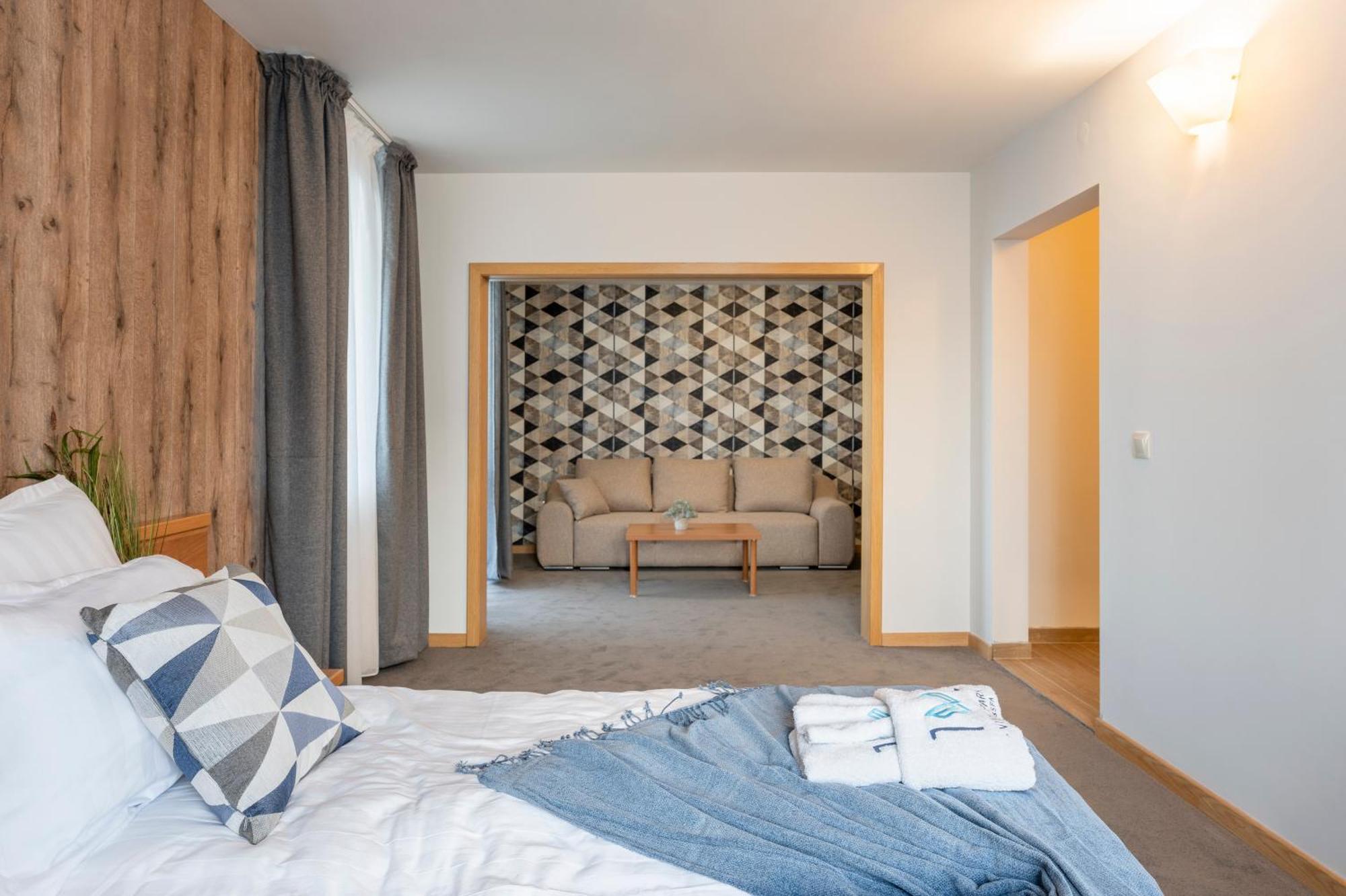 103 View Park Hotel Паничиште Екстер'єр фото